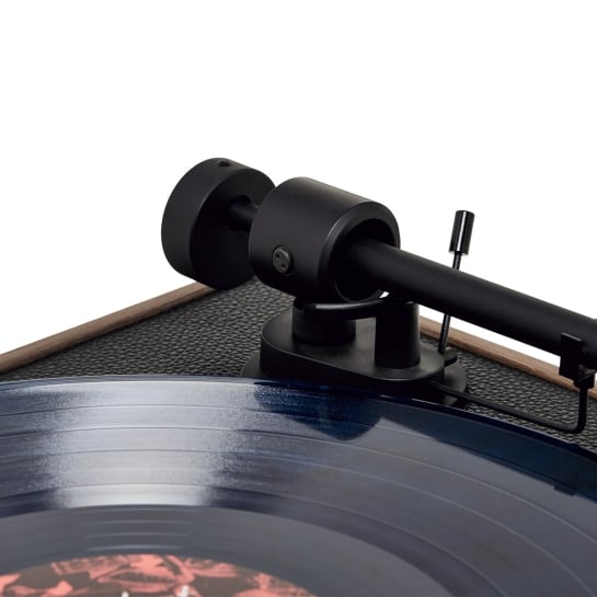 Platine vinyle en noyer – Design élégant, bras aluminium Ortofon OM10, pré-ampli intégré – Fabrication Europe