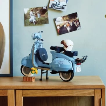 Vespa 125 à construire LEGO