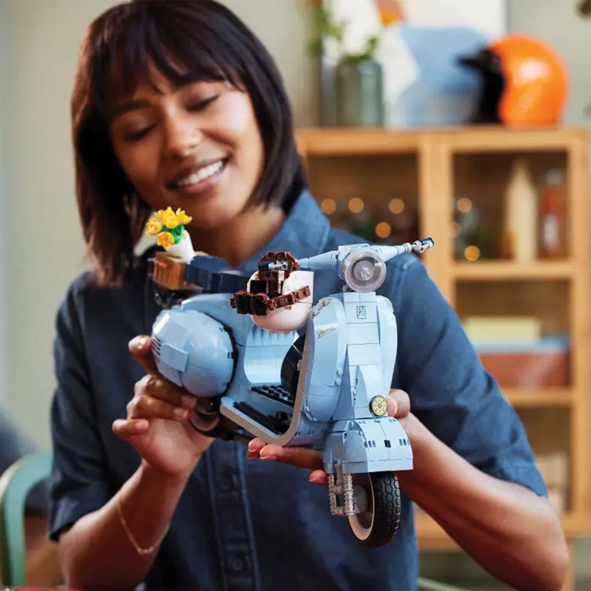 Vespa 125 à construire LEGO - Les Raffineurs
