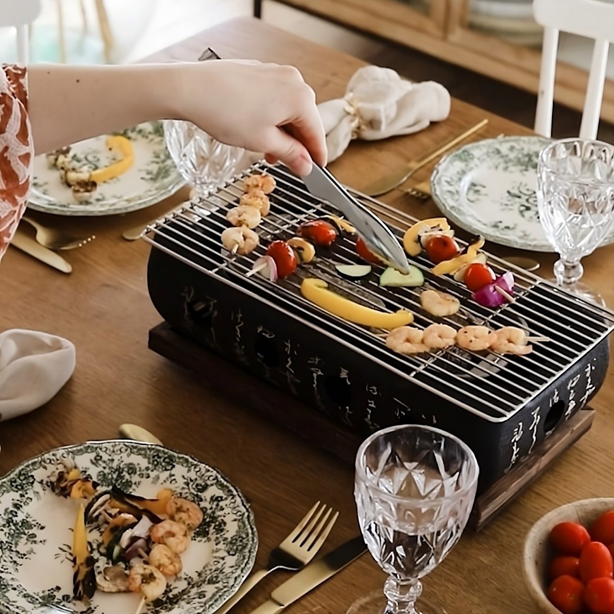 Barbecue japonais - Grill yakitori - Binchotan - idée cadeau japon - Barbecue de table - cadeau cuisine homme - Tokyo Design