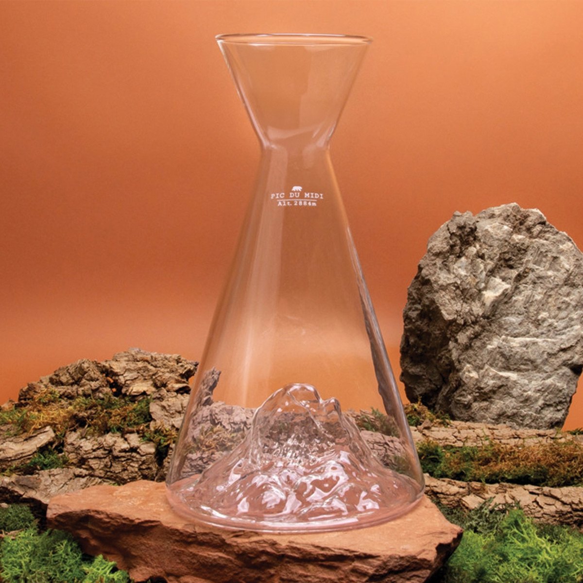 Carafe d’eau Topographic Mont Blanc – Alaskan Maker, carafe en verre soufflé à la main avec relief du Mont Blanc, coffret élégan