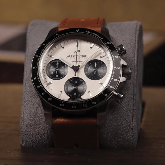 Montre 1960 Racing Chronograph - Les Raffineurs