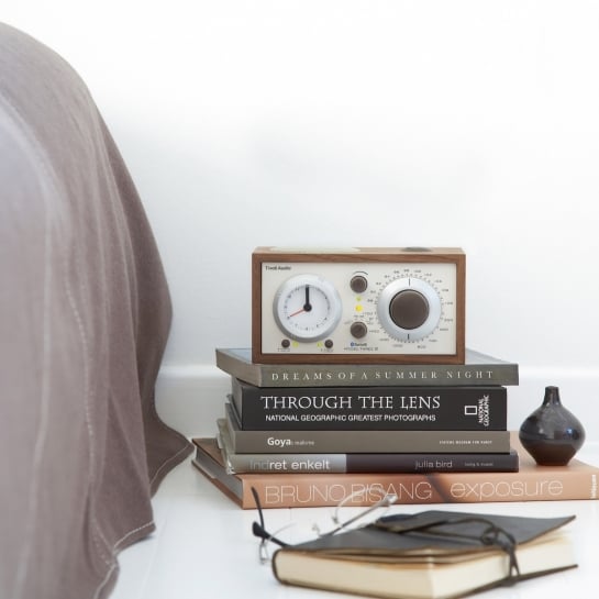 Radio réveil - Tivoli - réveil bluetooth - radio réveil design - bois - Three BT