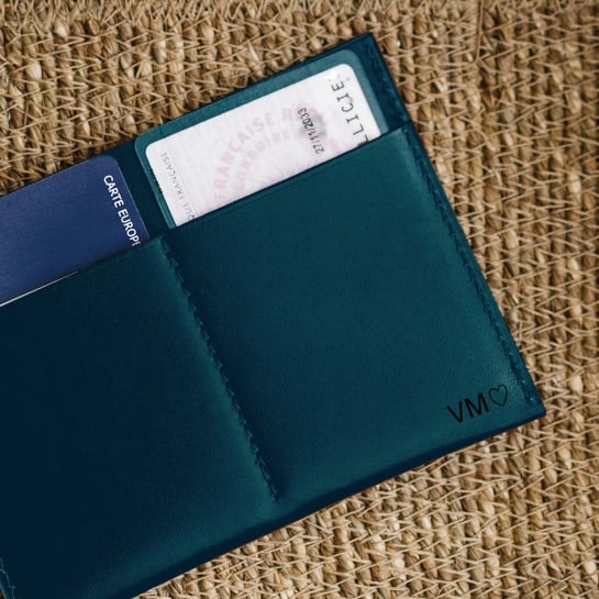 Porte-cartes ID en cuir personnalisable Hikigaï – Porte-cartes ultra-fin en cuir végétal, rangement sécurisé pour ID et cartes,