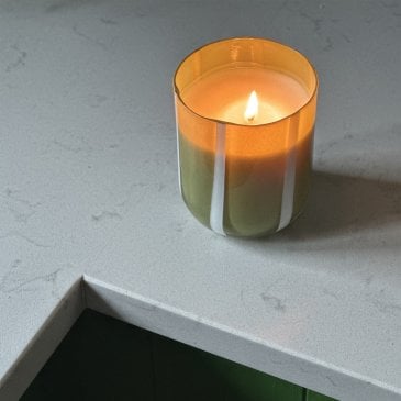 Bougie rayée parfumée réutilisable Image 42109