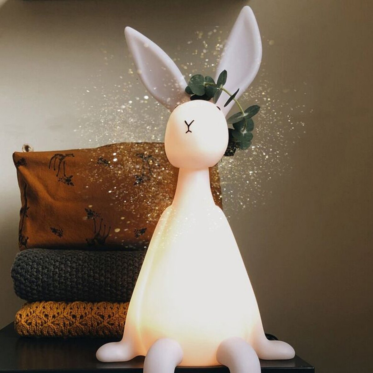 Veilleuse Lapin Joseph Rose in April - Lampe LED Bébé  Lumière Douce, Sécurisée & Design Tendre (Rose In April) - Image 5