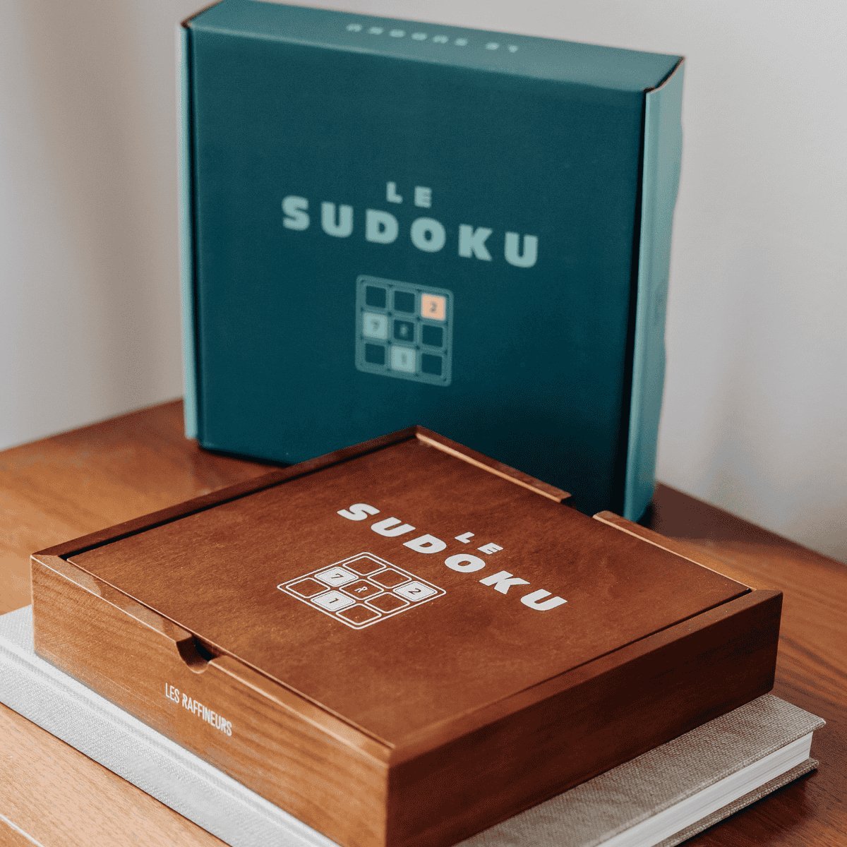 Jeu Sudoku en bois – 24 grilles incluses – Idée cadeau Noël original amateur de jeux de société - Okuri Les Raffineurs