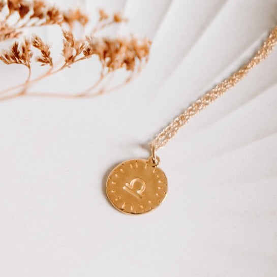 Collier signe astro Balance – pendentif doré signe astrologique femme