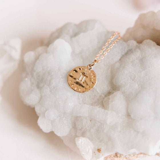 Collier signe astro Gémeaux – pendentif signe astrologique femme Épilogue