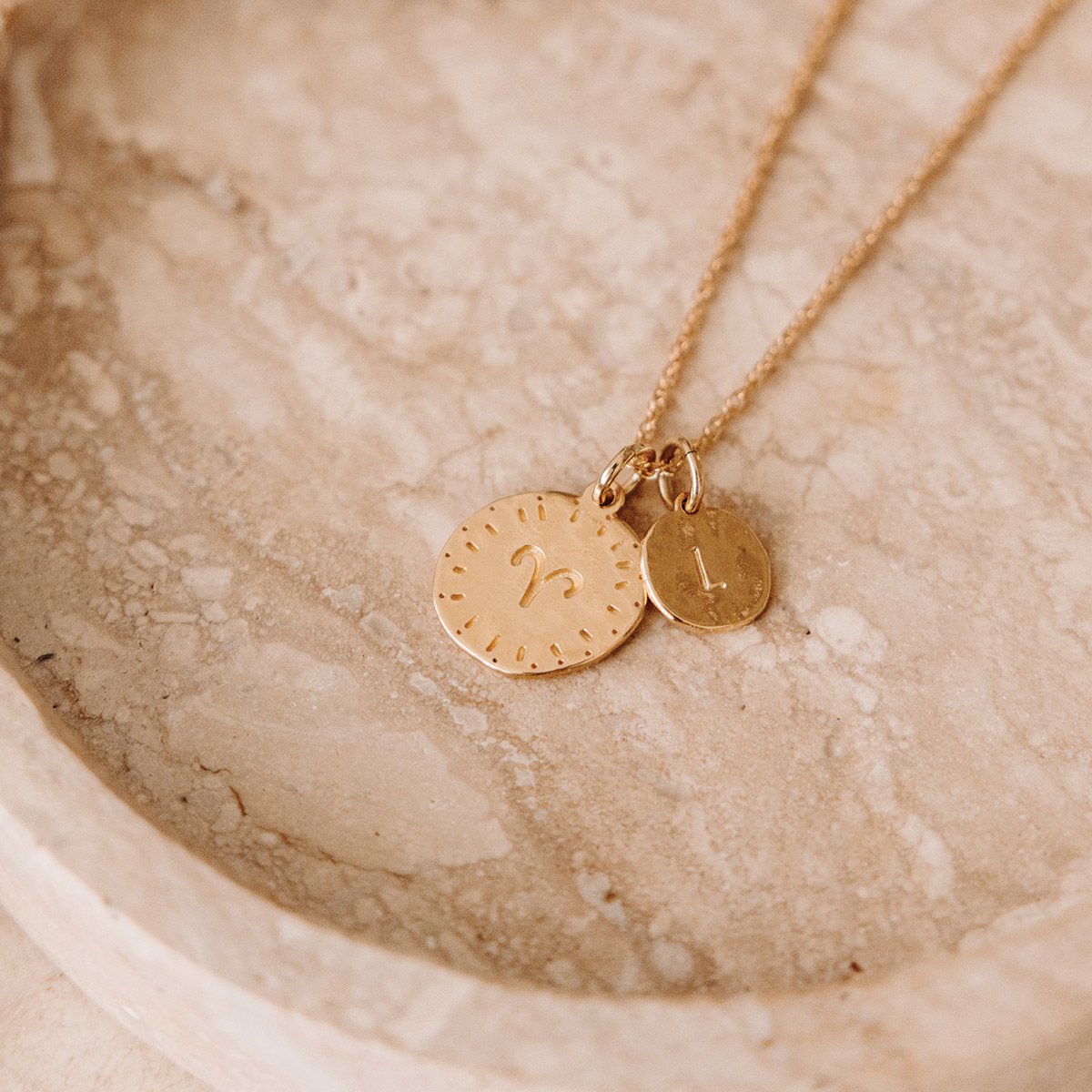 Collier signe astrologique Bélier – pendentif astro en laiton doré