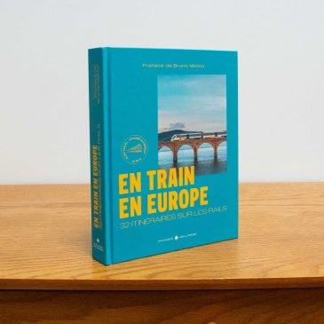 Livre en train en Europe
