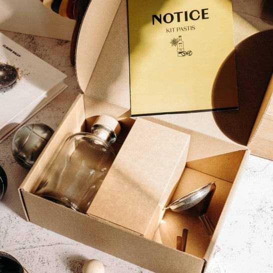 Kit pastis DIY - Coffret pour fabriquer son pastis maison - Meilleure idée cadeau homme Les Raffineurs