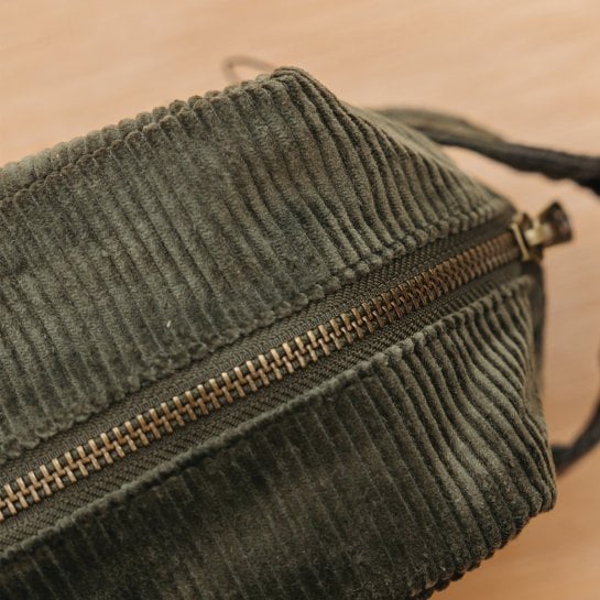 Trousse de toilette en velours côtelé - Épilogue - Trousse de voyage avec anse - Grand format pratique