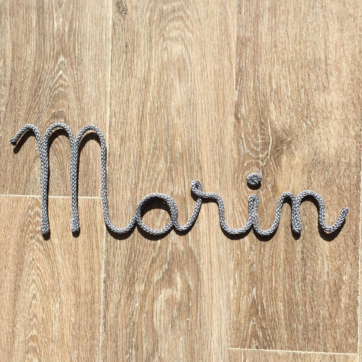 Prénom en Tricotin Personnalisé - Déco Murale Bébé | Fil de Fer Recouvert de Laine - Fait Main en France - 5 - Bleu - 5 - Bleu (Made By Noé) - Image 7