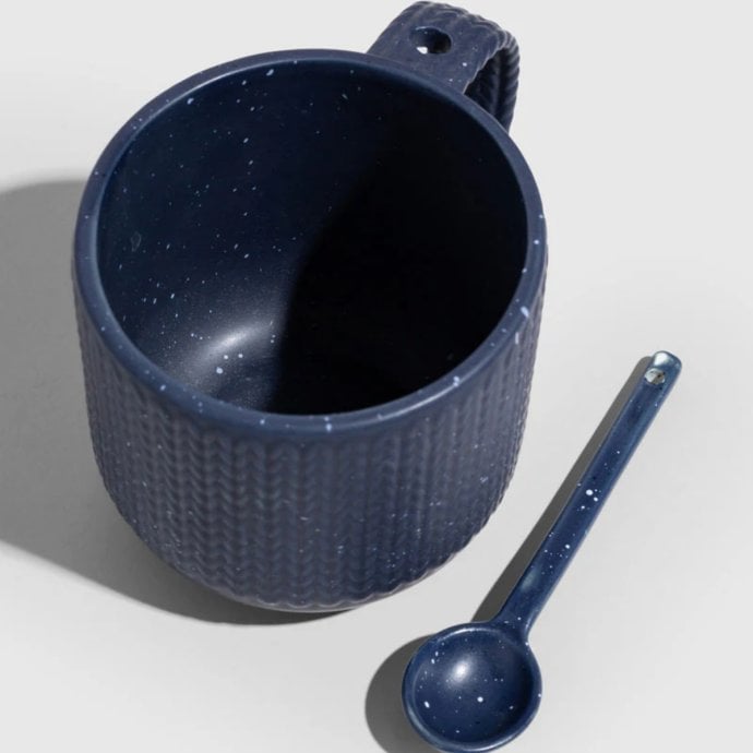 Mug céramique United By Blue – Tasse XXL avec cuillère intégrée, design éco-responsable pour café, thé ou douceur