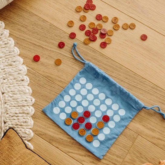 Jeu 4 à la ligne en cuir – Jeu de société original made in France – Idée cadeau Secret Santa et jeu de voyage