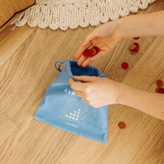 Jeu 4 à la ligne en cuir – Jeu de société original made in France – Idée cadeau Secret Santa et jeu de voyage