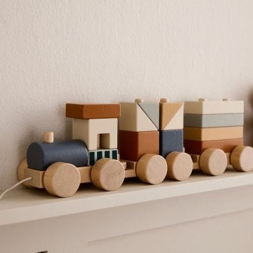 Petit train empilable en bois