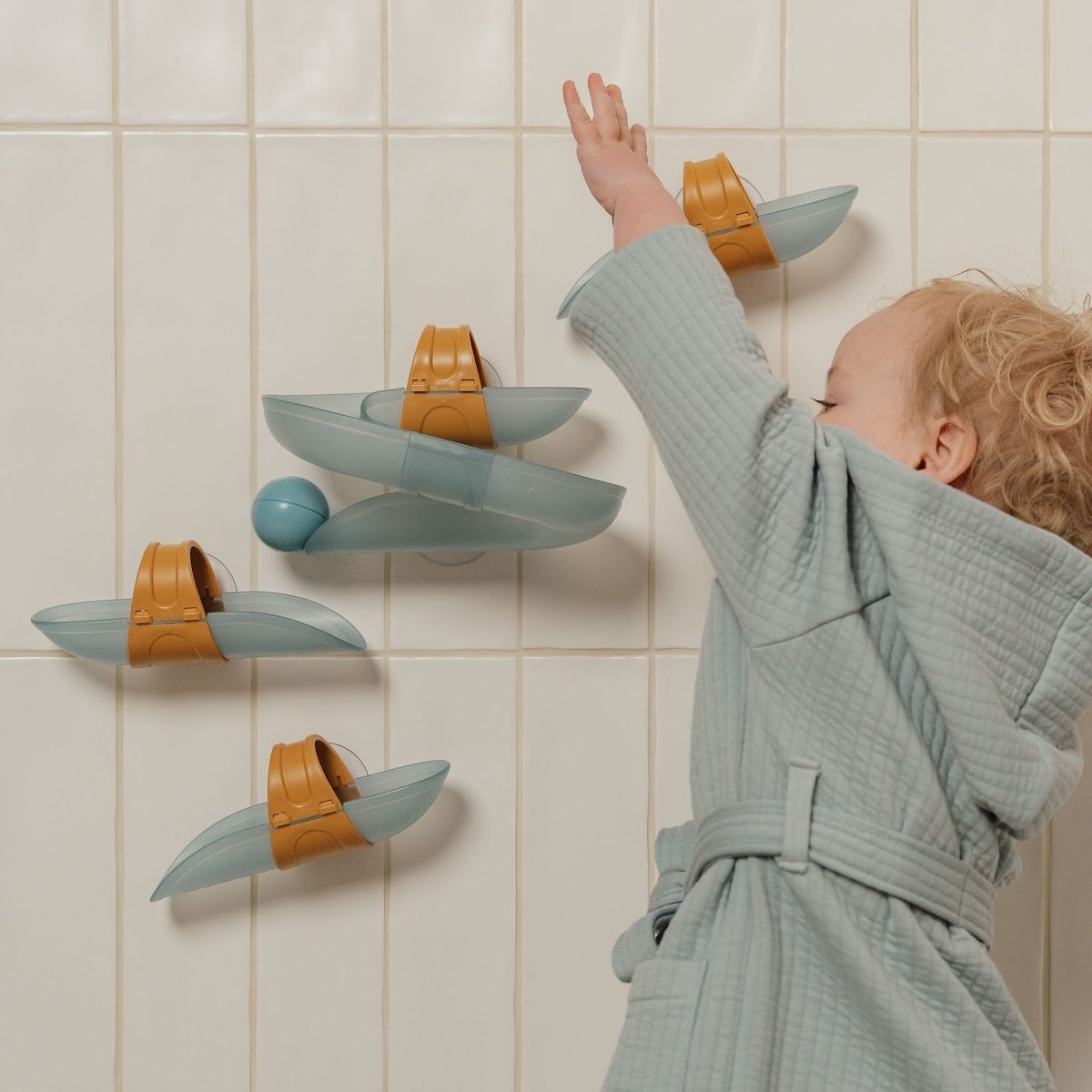 Circuit de bain avec toboggans et balles - Piste de bain jouets à ventouse - Little Dutch - Bleu - Bleu (Little Dutch) - Image 2