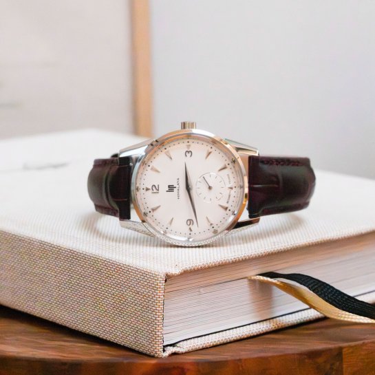 Montre LIP Himalaya 35mm marron - Iconique, fine et intemporelle - Idée cadeau made in France