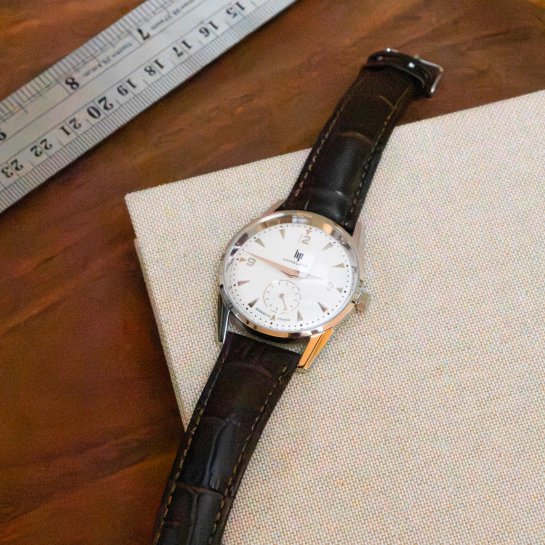 Montre LIP Himalaya 35mm marron - Iconique, fine et intemporelle - Idée cadeau made in France
