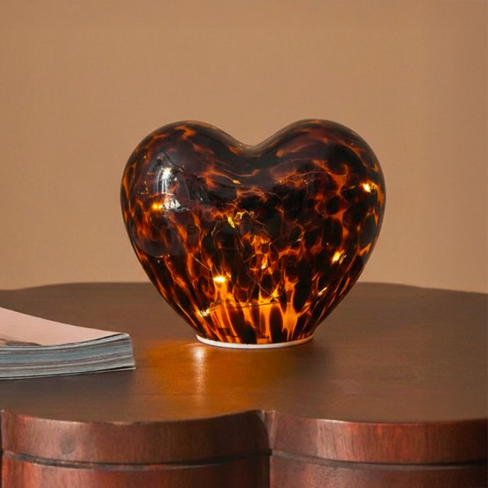 Lampe LED coeur motif léopard ambre décor intérieur original