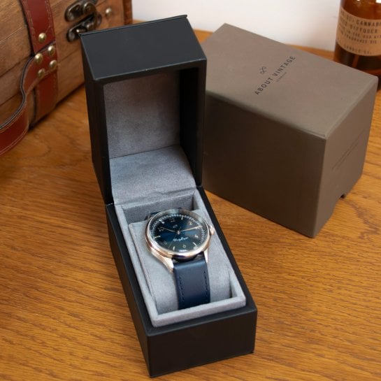 Montre élégante 1968 Blue Sunray About Vintage