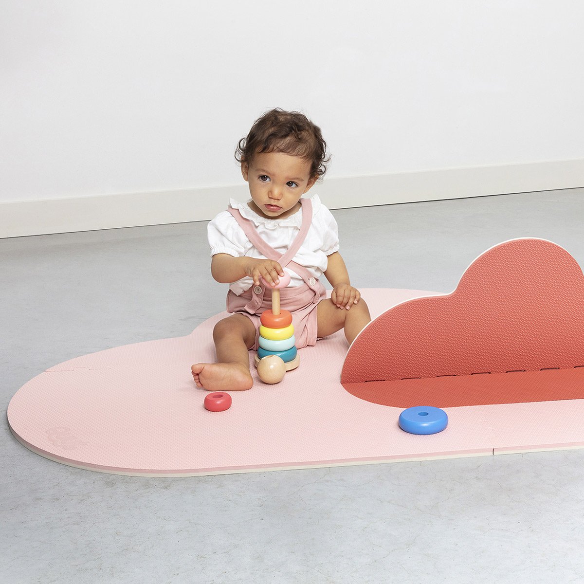 Tapis d’éveil multi-usage Quut - Réversible & imperméable - Confort & sécurité pour bébé - Petit - 145 x 90 cm - Rose - Petit - 145 x 90 cm - Rose (Quut) - Image 3