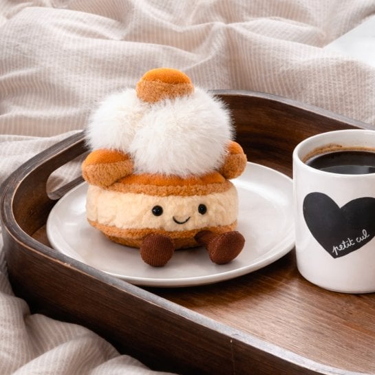 Jellycat Peluche Saint-Honoré Amuseables - 14 cm, texture ultra douce, design pâtisserie gourmand - Idée cadeau original