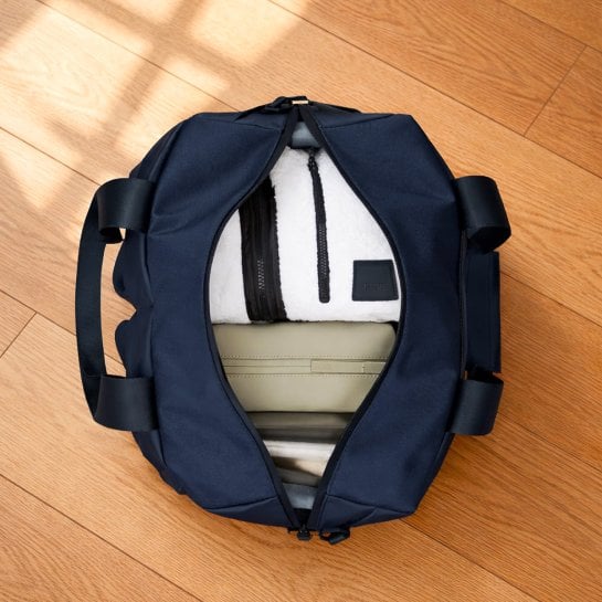 Sac week-end Otaru Small Rains - Design cargo, poches avant et rangements intérieurs - Rains