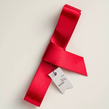 Ruban cadeau satin - Rouge (2,5 m x 2,5 cm) (image 2)