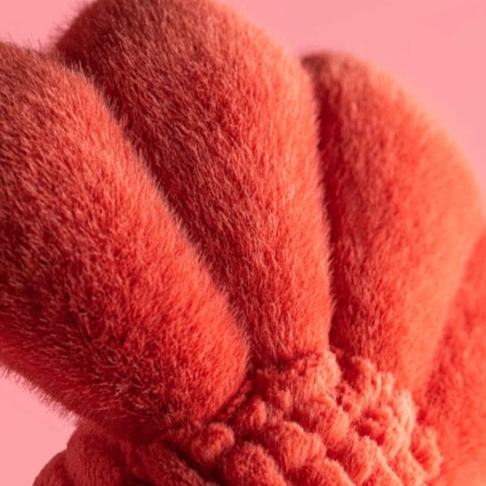 Homard en peluche Jellycat avec tenue de marin