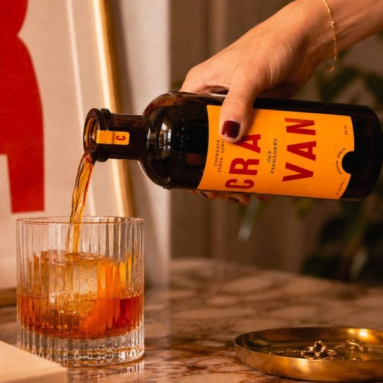 Cocktail premium pour un apéritif élégant à la maison