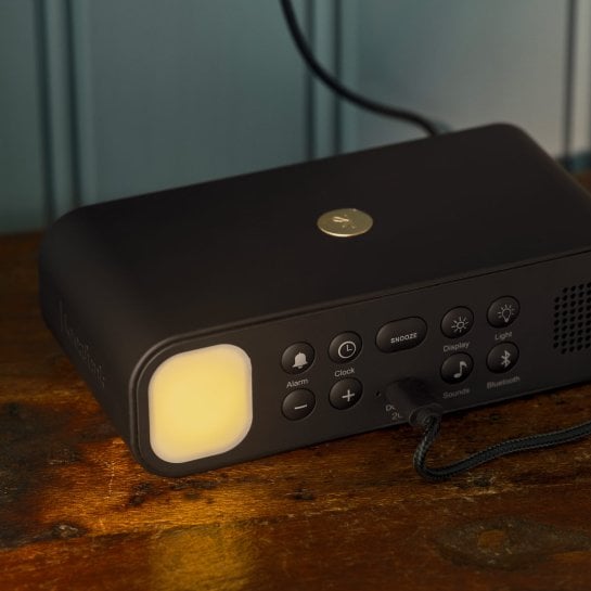 Réveil lumineux sans fil Bluetooth KREAFUNK Wakie - Enceinte, chargeur à induction - Design vintage