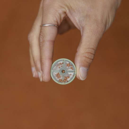 Pressurisateur à balles de tennis FilterTech Bounce - Jusqu’à 4 balles - Pompe intégrée - Idée cadeau tennis