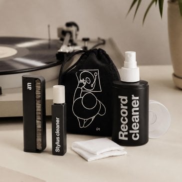 Kit nettoyage vinyle AM Clean Sound avec brosse antistatique et nettoyant 200 ml