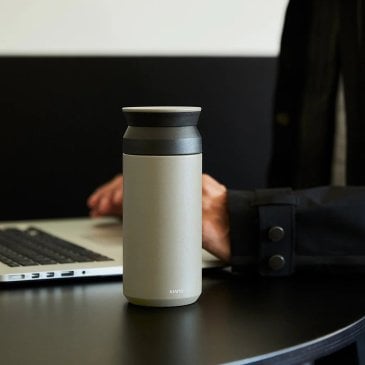 Gourde isotherme Kinto Travel Tumbler 350 ml beige au design japonais