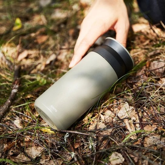 Travel Tumbler Kinto pour voyageur, randonneur ou amateur de café nomade
