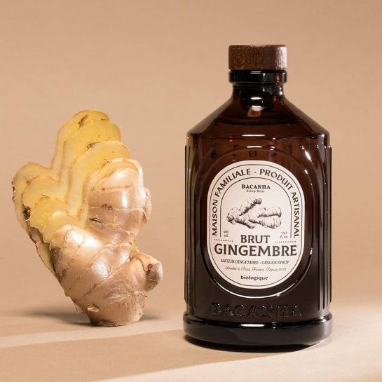 Sirop bio Bacanha à offrir à un amateur de cocktails