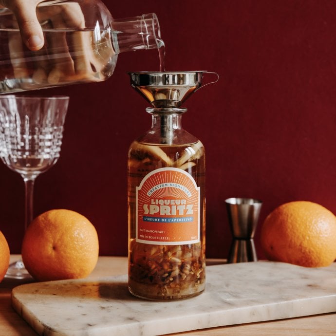 Mélange à faire macérer pour réaliser sa liqueur de Spritz maison