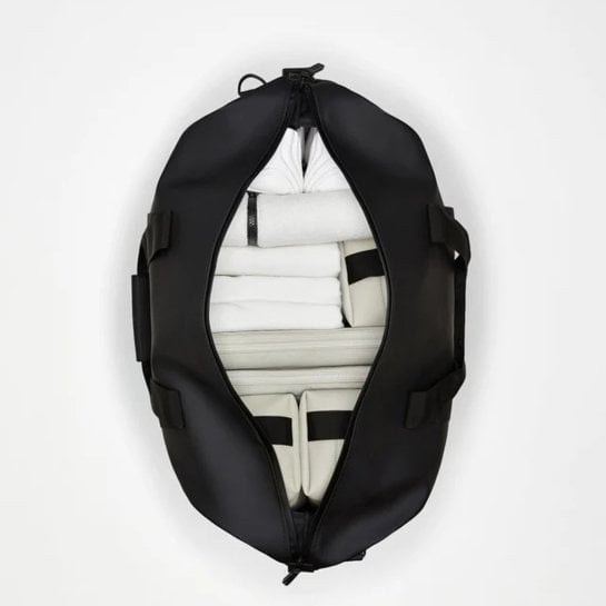 Sac en polyester avec revêtement PU, fermeture zippée et sangles de compression