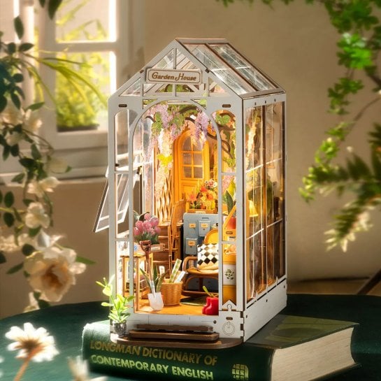 Kit DIY de maquette miniature Rolife à construire avec éclairage LED