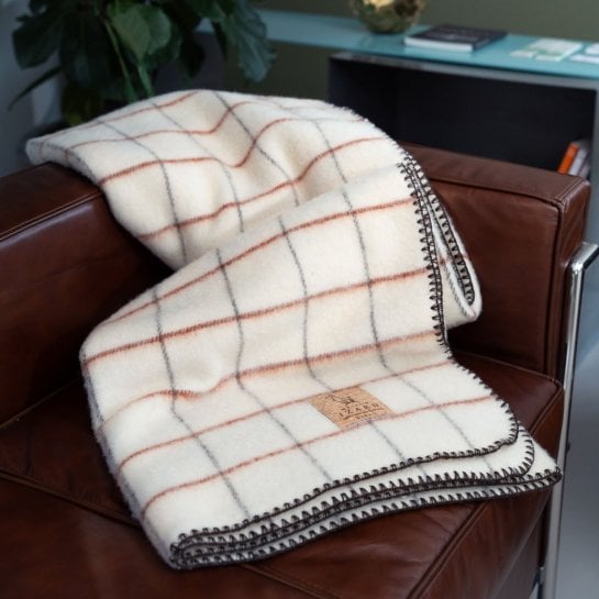 Plaid Calou en laine française de Maison Izard