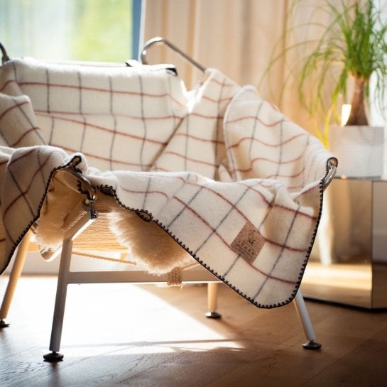 Couverture Maison Izard fabriquée en France à offrir pour une crémaillère