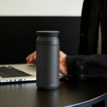 Gourde isotherme Kinto Travel Tumbler 350 ml beige au design japonais