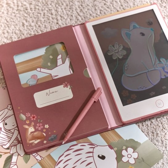 Tablette de 16 x 2 x 22 cm avec cartes recto verso proposant 30 modèles