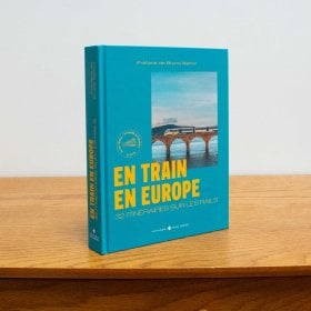 Livre en train en Europe