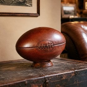 Ballon de rugby en cuir vintage