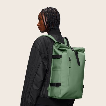 Sac à dos Rolltop Rains 23L imperméable noir idée cadeau homme moderne