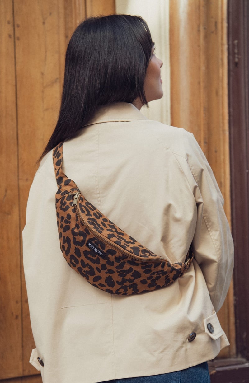 Banane femme motif léopard avec sangle réglable